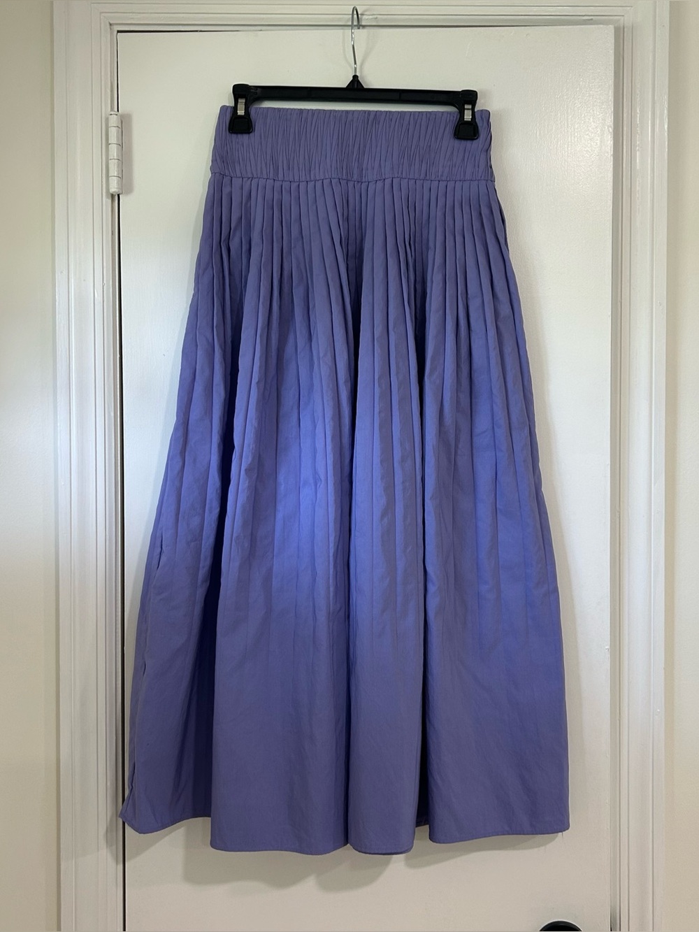 Zara NEW Pleated Lilac Purple Midi Skirt Size Medium